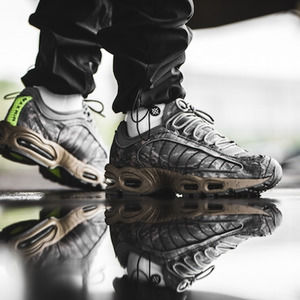 Nike Air Max Tailwind IV SP Men Size 7 Women 8.5 Digi Camo Dark Stucco Sand Trap